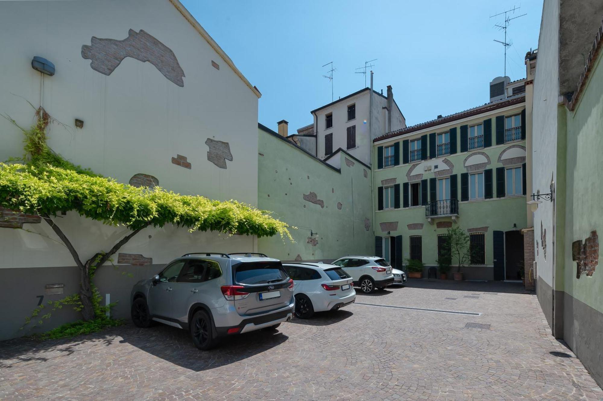A Casa Dei Gonzaga Hotel Mantova Exterior photo